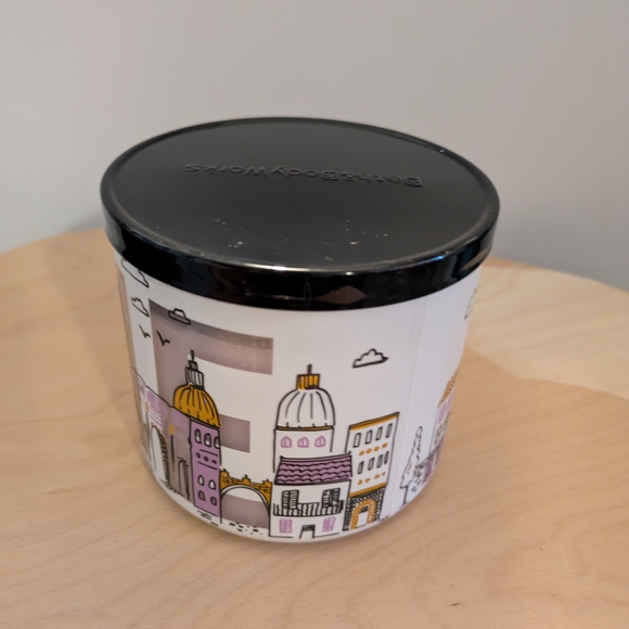 Bath & Body Works Rome Scented Candle - Picture 3 of 5